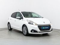 Usado Peugeot 208 Signature Sky 82 CV (60 kW) 2019 Blanco Utilitario