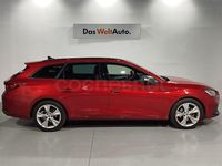 Usado Seat Leon FR 150 CV (110 kW) 2024 Granate Familiar