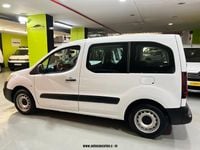 Usado Peugeot Partner Tepee Access 75 CV (55 kW) 2018 Blanco Monovolumen