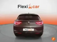 Usado Alfa Romeo Stelvio Sprint 190 CV (139 kW) 2022 Gris SUV