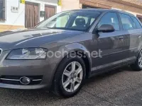 Usado Audi A3 Attraction 105 CV (77 kW) 2011 Marrón Utilitario