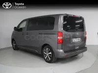 Usado Toyota Proace Verso Luxury 177 CV (130 kW) 2023 Gris / plata Familiar