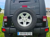 Usado Jeep Wrangler Sahara 177 CV (130 kW) 2010 Negro SUV