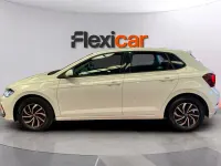 Usado VW Polo Life 95 CV (69 kW) 2023 Blanco Utilitario