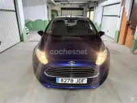 Usado Ford Fiesta Trend 75 CV (55 kW) 2015 Azul Utilitario