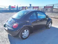 Usado VW New Beetle 105 CV (77 kW) 2006 Negro Utilitario