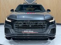 Usado Audi Q8 S-Line 286 CV (210 kW) 2018 Gris / plata SUV