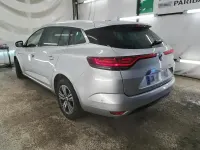 Usado Renault Mégane IV Equilibre 140 CV (102 kW) 2022 Gris / plata Berlina