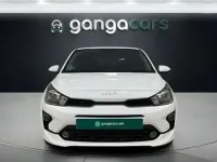 Usado Kia Rio 101 CV (74 kW) 2023 Blanco Berlina