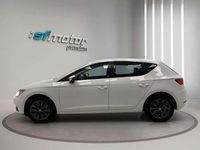 Usado Seat Leon ST Style 131 CV (96 kW) 2018 Blanco Familiar