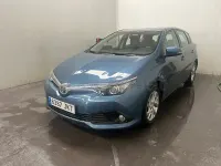 Usado Toyota Auris Active 116 CV (85 kW) 2015 Azul Berlina