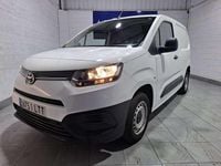 Usado Toyota Proace City City 102 CV (75 kW) 2021 Blanco Monovolumen