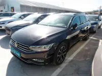 Usado VW Passat Executive 122 CV (89 kW) 2022 Negro Familiar