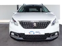 Usado Peugeot 2008 Signature Sky 99 CV (72 kW) 2019 SUV