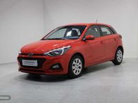 Usado Hyundai i20 75 CV (55 kW) 2018 Rojo