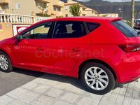 Usado Seat Leon Style 110 CV (80 kW) 2016 Rojo Berlina