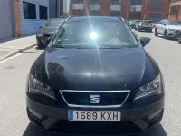 Usado Seat Leon Style 130 CV (95 kW) 2019 Negro Familiar