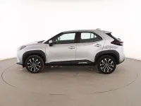 Usado Toyota Yaris Cross Active 116 CV (85 kW) 2022 Gris SUV