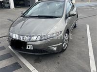 Usado Honda Civic Executive 140 CV (102 kW) 2007 Gris / plata Berlina