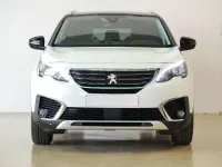 Usado Peugeot 5008 Allure 130 CV (95 kW) 2019 Blanco Monovolumen