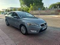 Usado Ford Mondeo Ambiente 125 CV (91 kW) 2007 Gris / plata Berlina