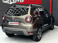 Usado Dacia Duster Prestige 115 CV (84 kW) 2019 Marrón SUV