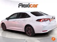 Usado Toyota Corolla Style 140 CV (102 kW) 2024 Blanco Berlina