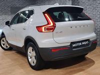 Usado Volvo XC40 Momentum 129 CV (94 kW) 2021 Gris SUV