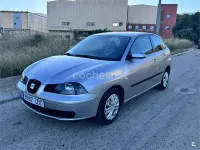 Usado Seat Ibiza Stella 75 CV (55 kW) 2002 Gris / plata Utilitario