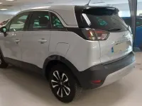 Usado Opel Crossland Elegance 110 CV (80 kW) 2024 Gris / plata SUV