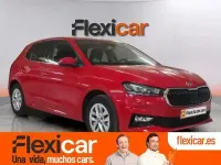 Usado Skoda Fabia Selection 115 CV (84 kW) 2025 Rojo Utilitario