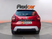 Usado Dacia Duster Comfort 131 CV (96 kW) 2022 Burdeos SUV
