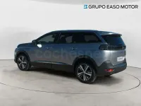 Usado Peugeot 5008 Allure 130 CV (95 kW) 2021 Gris / plata SUV