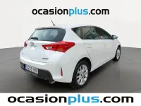 Usado Toyota Auris Active 132 CV (97 kW) 2014 Blanco Utilitario