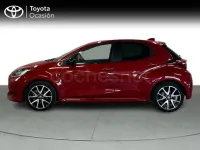 Usado Toyota Yaris Hybrid Style 116 CV (85 kW) 2022 Rojo Berlina