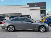 Usado Mercedes E250 Elegance 204 CV (150 kW) 2011 Gris / plata Coupe