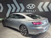 Usado VW Arteon R-line 150 CV (110 kW) 2022 Gris / plata Berlina