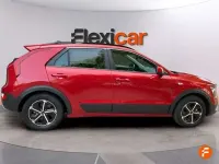 Usado Kia Niro 141 CV (103 kW) 2024 Burdeos SUV