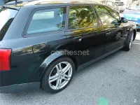 Usado Audi A4 130 CV (95 kW) 2002 Negro Familiar