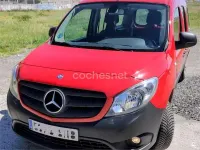 Usado Mercedes Citan 111 110 CV (80 kW) 2016 Rojo Monovolumen