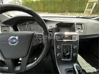 Usado Volvo V60 Summum 181 CV (133 kW) 2016 Negro Familiar