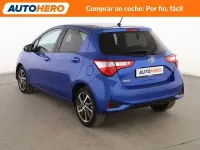 Usado Toyota Yaris Design 111 CV (81 kW) 2020 Azul Berlina