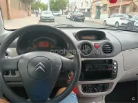 Usado Citroën C3 110 CV (80 kW) 2003 Verde Berlina