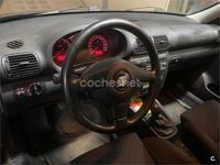 Usado Seat Leon Sport 105 CV (77 kW) 2003 Negro Utilitario