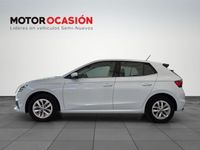 Usado Skoda Fabia 95 CV (69 kW) 2022 Blanco