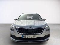Usado Skoda Kamiq 110 CV (80 kW) 2022 Gris / plata SUV