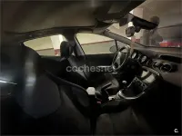 Usado Peugeot 308 110 HP (80 kW) 2008 Preto Sedan