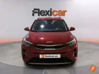 Usado Kia Stonic 101 CV (74 kW) 2021 Rojo SUV