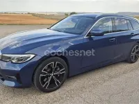 Usado BMW 330e 292 CV (214 kW) 2021 Azul Familiar