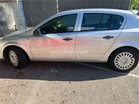 Usado Opel Astra Enjoy 90 CV (66 kW) 2007 Gris / plata Berlina